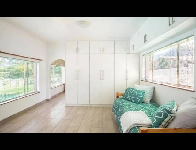 4 BEDROOM FREEHOLD FOR SALE IN SARNIA